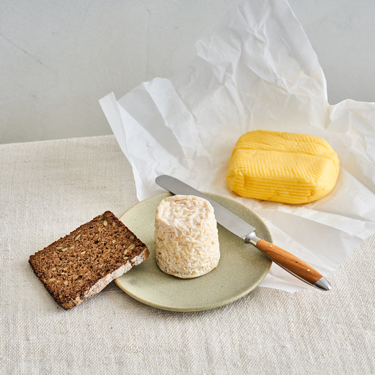 Janaki Larsen Bread Plate, Pebble Glaze