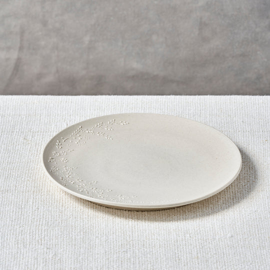 Yukiko Wada Dessert Plate White & Gold