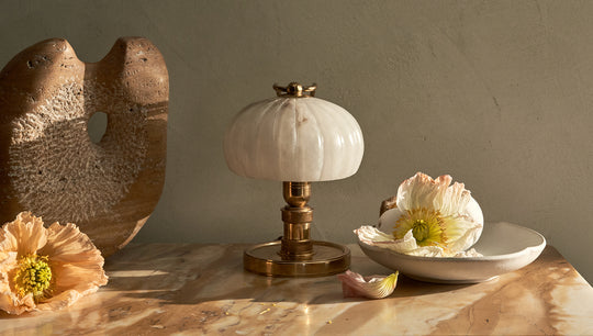 Dahlia Table Lamp