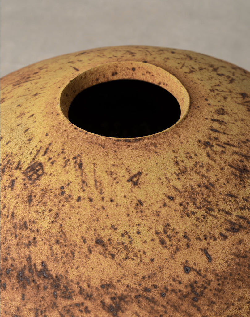 Rick Hintze, Coiled Vessel, 2022 (RHEA02) – Roman and Williams Guild