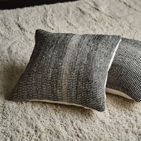 Madda Studio Greige Pillow 20" X 20" Dégradé