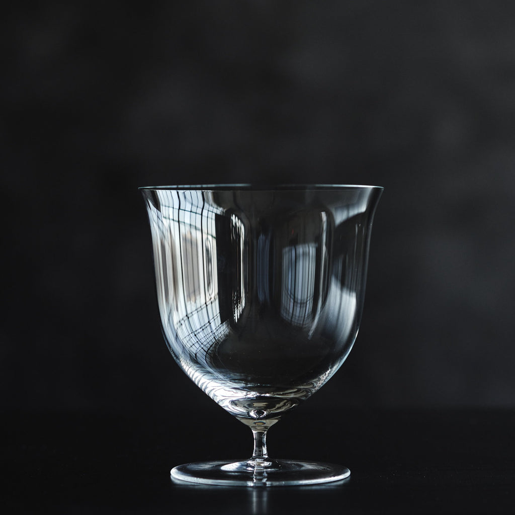 Short Stem Vessel
